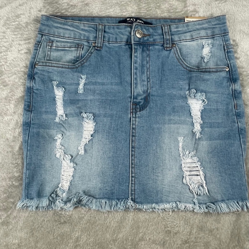 Wax Jean Los Angeles Distressed Denim Mini Skirt Light Wash Frayed Hem Size M